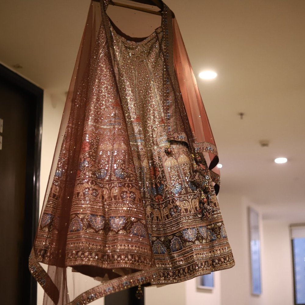 Bridal Lehenga with heavy design - Picture 3 of 4